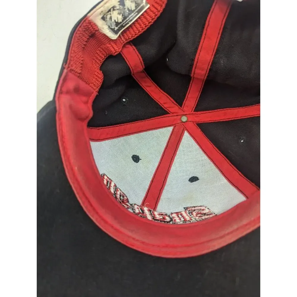 Black and Red w/ Gray Snap On Hat,‎ One Size, Stretch Back
